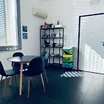 Lite Apartment By Eureka